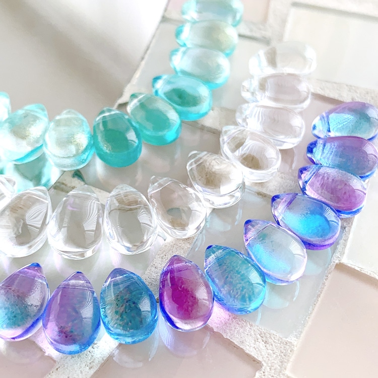 ガラスビーズ ドロップ GR 約9×6mm｜ガラス素材・アクセサリーパーツ