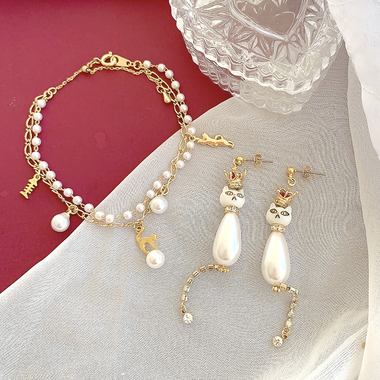 猫のブレスレット＆ピアス | ビーズ・パーツなどのハンドメイドパーツ