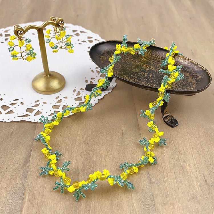 ハンドメイドピアス3059 P-1012) リンゴモチーフピアス | ビーズ・パーツなどのハンドメイド