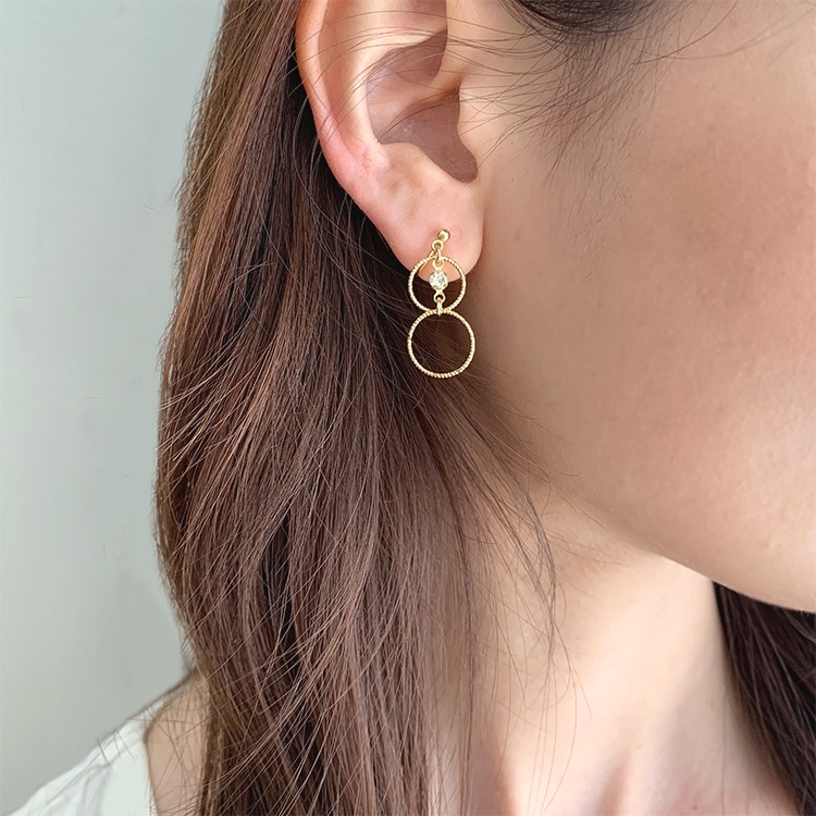 チェコガラスクリア　シャンデリアゴールドフープ☞ハンドメイド ピアス イヤリング チェコガラスクリア シャンデリアゴールドフープ☞ハンドメイド