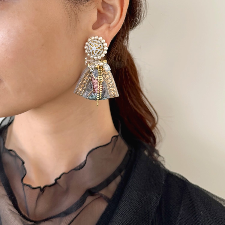 インド刺繍リボンのアクセサリー | ビーズ・パーツなどのハンドメイド