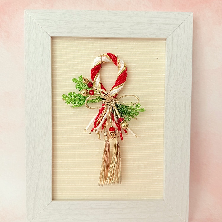 紅白のしめ縄飾り | ビーズ・パーツなどのハンドメイドパーツおよび