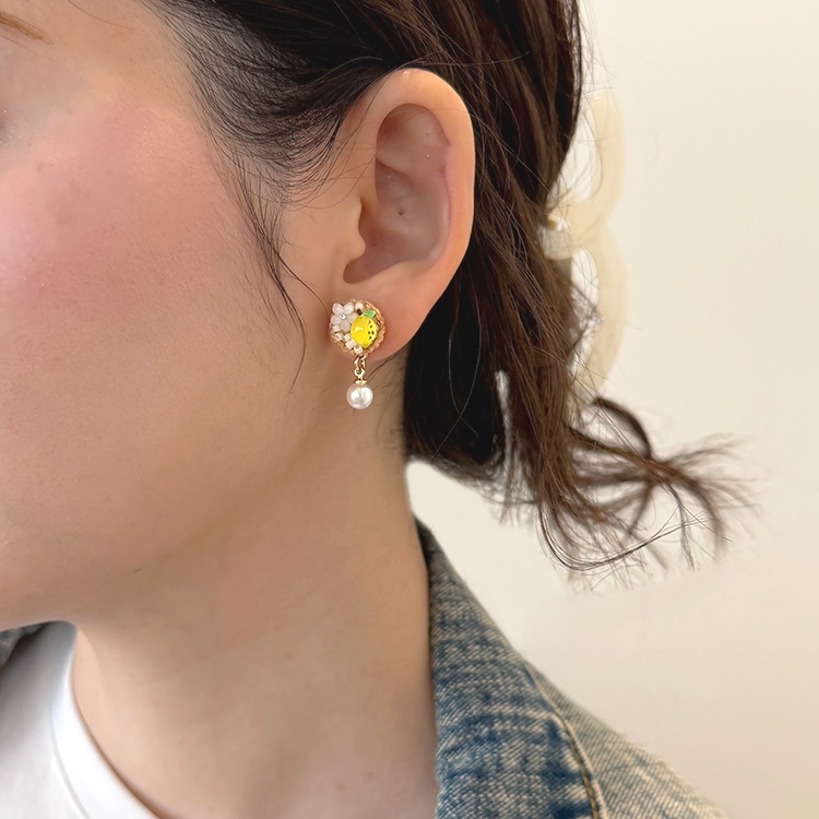 レジンで作る 貼付フルーツアクセサリー | ビーズ・パーツなどの