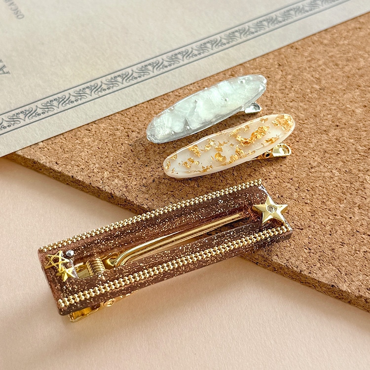 ハンドメイド　レジン　ヘアゴム　ヘアクリップ　バレッタ　ピアス　イヤリング等 レジンで作る キラキラヘアクリップ | ビーズ・パーツなどの
