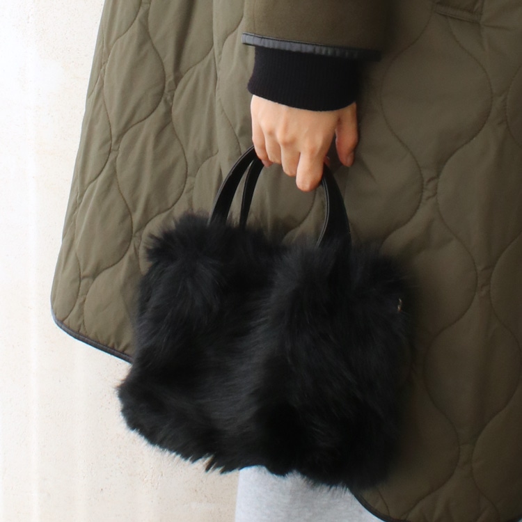 フェイクファーバッグ / 2way | ビーズ・パーツなどのハンドメイド