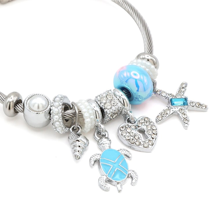 B-210) チャームブレスレット / タートル | ビーズ・パーツなどの