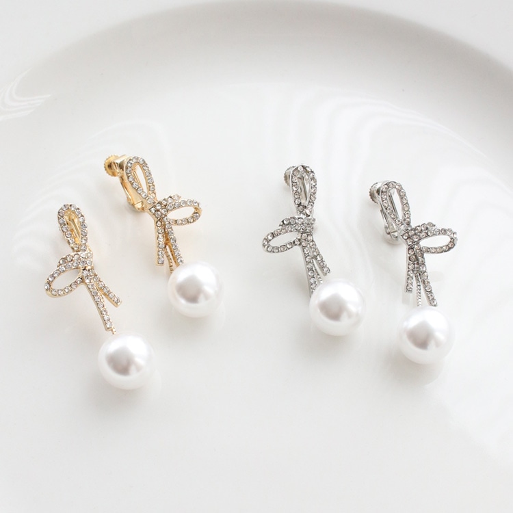 E-810) ビジューリボン×パールイヤリング | ビーズ・パーツなどの