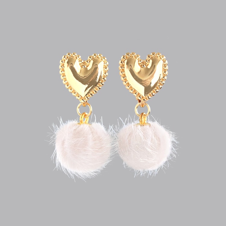 イヤリング　8点セット E-821) ハート×ファーボールイヤリング | ビーズ・パーツなどの