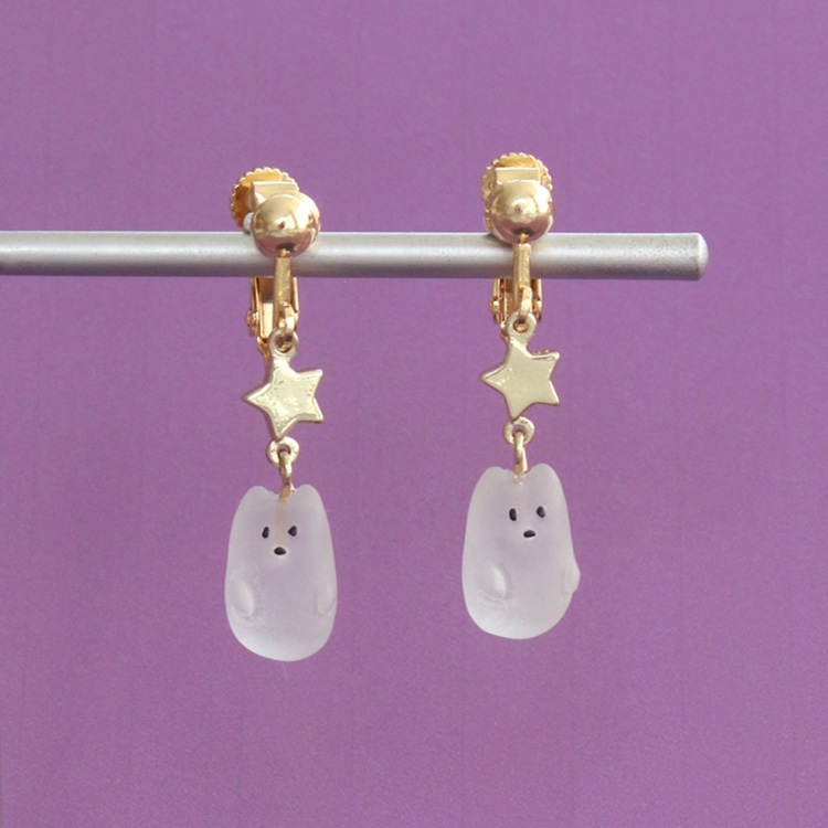 handmade ❁⃘*.゜ ジャック・オ・ランタンと悪魔にゃんこの猫ピアス