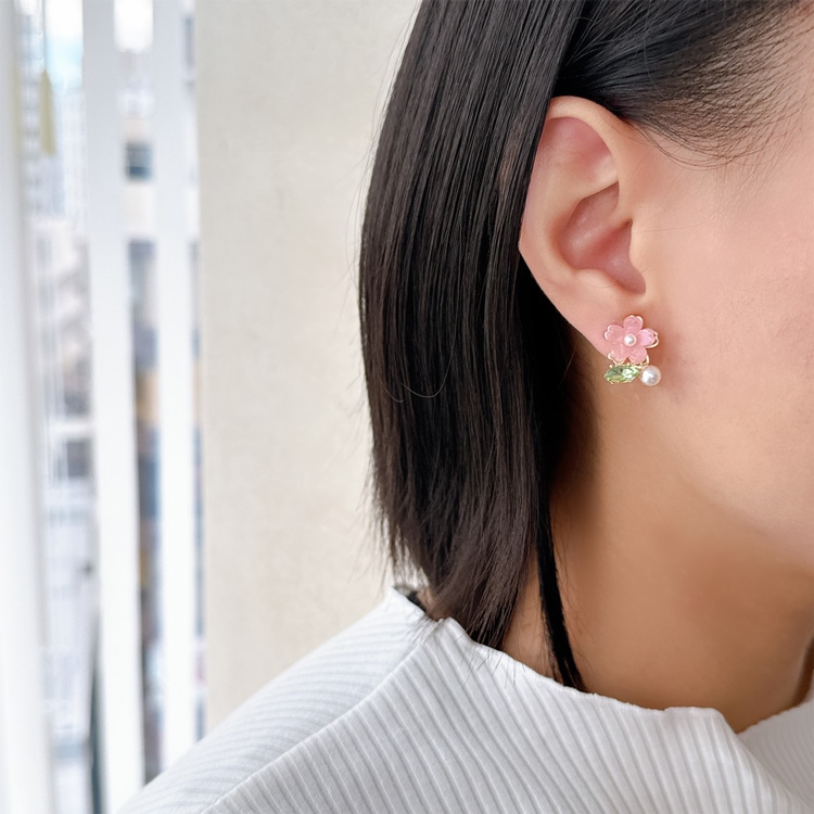 E-839) 桜イヤリング | ビーズ・パーツなどのハンドメイドパーツおよび