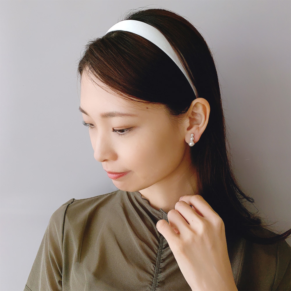 E-647) 3連パールイヤリング | ビーズ・パーツなどのハンドメイド