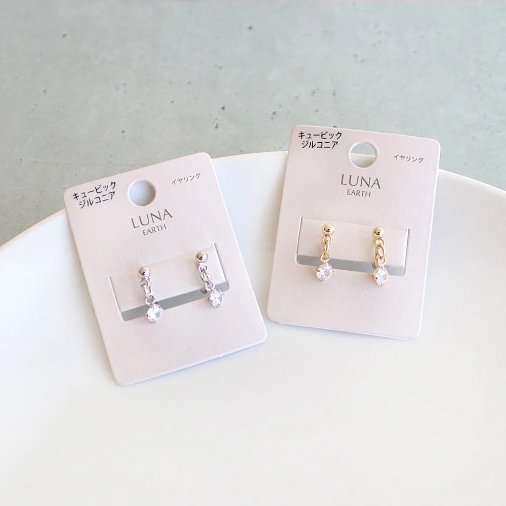 MAJESTICA キュー　MF-11 E-724) ストーンイヤリング / キュービックジルコニア | ビーズ