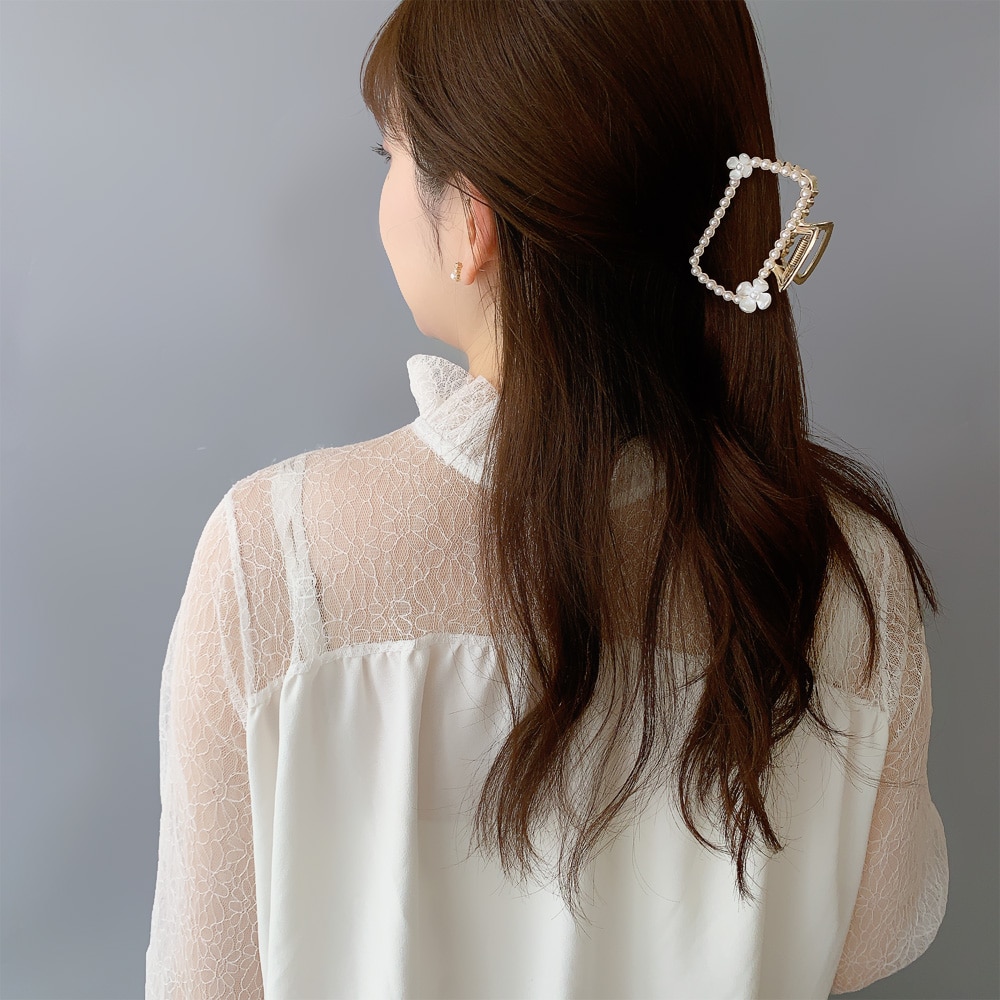 V-531) フラワー付スクエアバンスクリップ | ビーズ・パーツなどの