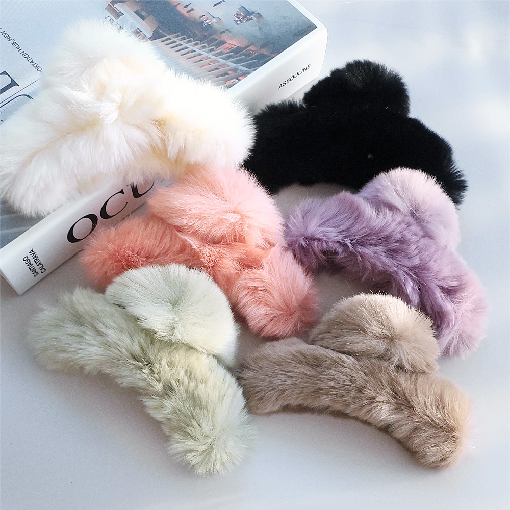 V-480) フェイクファーバンスクリップ | ビーズ・パーツなどの