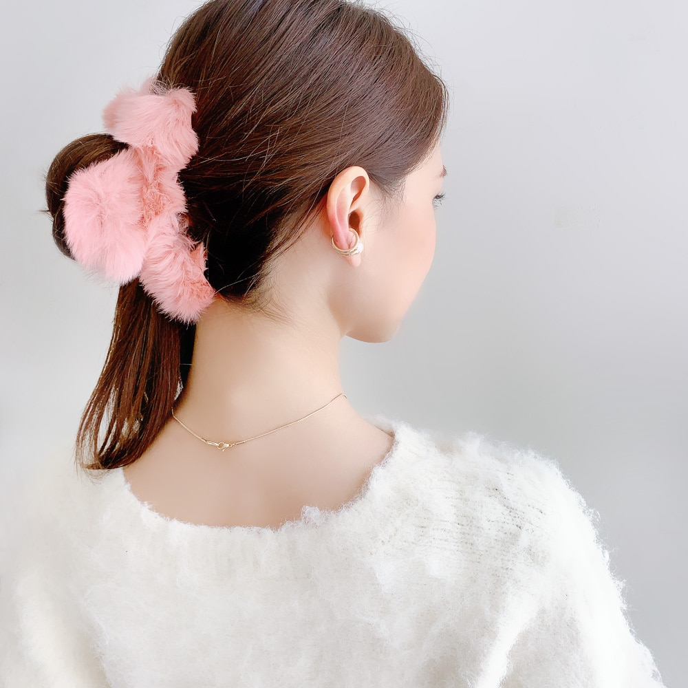 V-480) フェイクファーバンスクリップ | ビーズ・パーツなどの