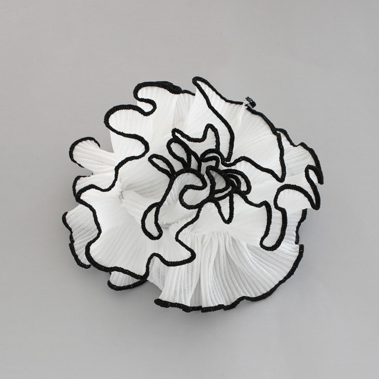 S-707) バイカラーパイピングプリーツシュシュ | ビーズ・パーツなどの