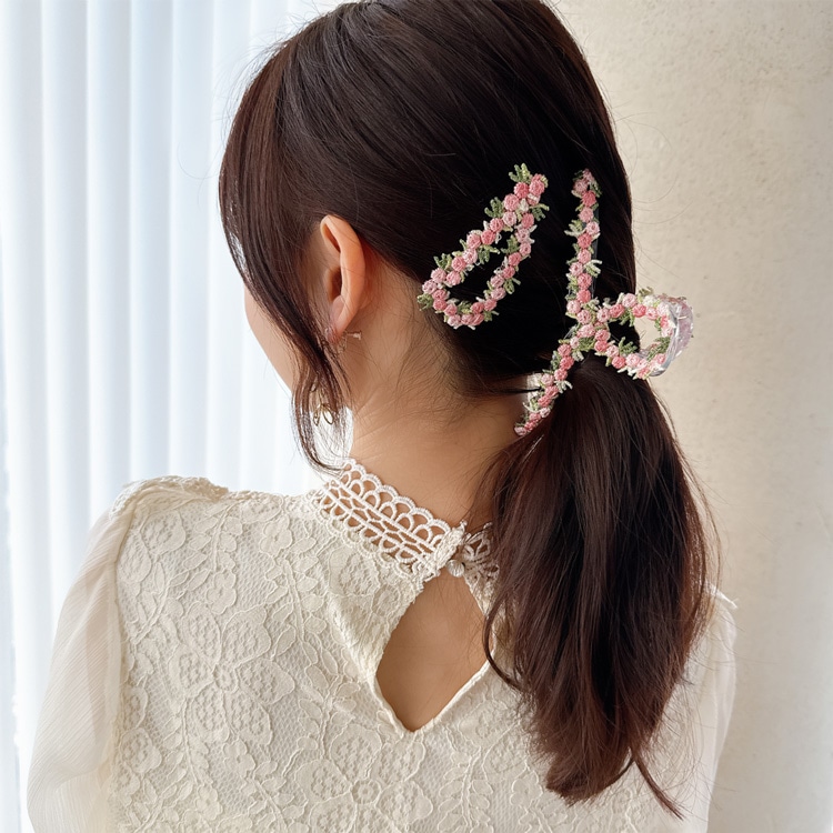 V-689) フラワー刺繍バンスクリップ | ビーズ・パーツなどの