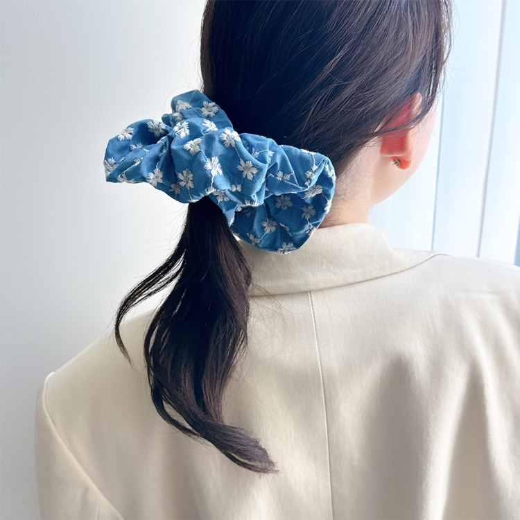 S-735) フラワー刺繍デニムシュシュ | ビーズ・パーツなどの