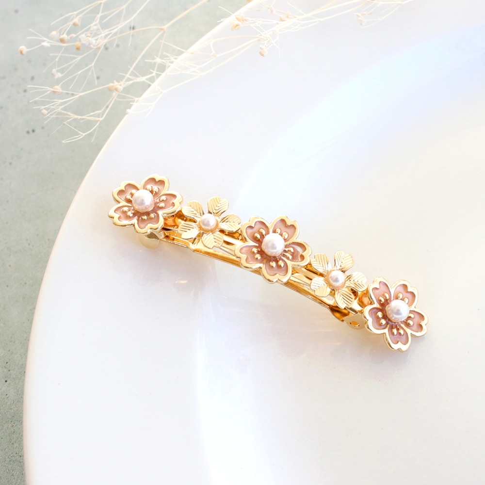 V-548) 桜モチーフバレッタ | ビーズ・パーツなどのハンドメイド
