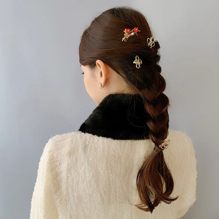 レーヌクロード　ヘアアクセサリー　コーム2点セット　ビーズ　スワロフスキー レーヌクロード ヘアアクセサリー コーム2点セット ビーズ