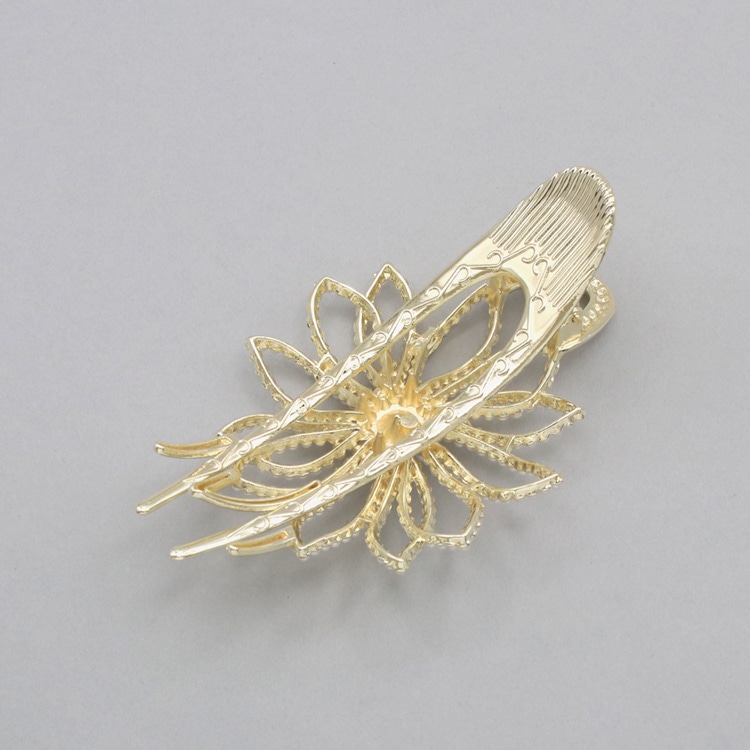 C-417) パールフラワーヘアクリップ | ビーズ・パーツなどの