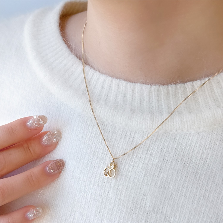 N-393) リンゴモチーフネックレス | ビーズ・パーツなどのハンドメイド