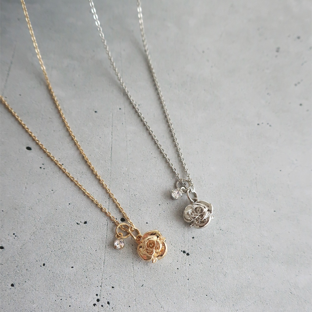N-286) ローズモチーフネックレス | ビーズ・パーツなどのハンドメイド