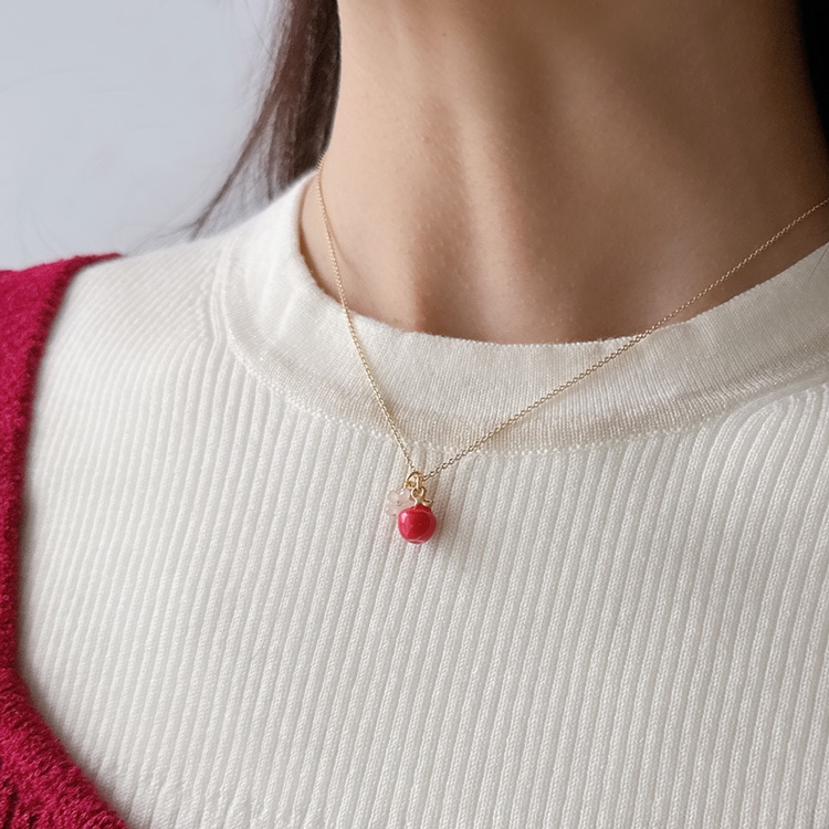 N-395) フラワー×リンゴネックレス | ビーズ・パーツなどの