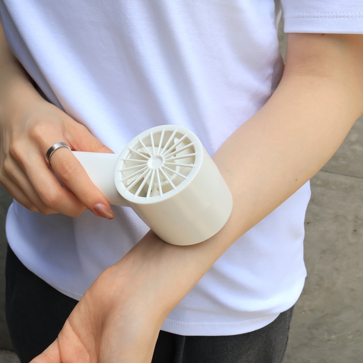 冷却プレート付きハンディファン | ビーズ・パーツなどのハンドメイド