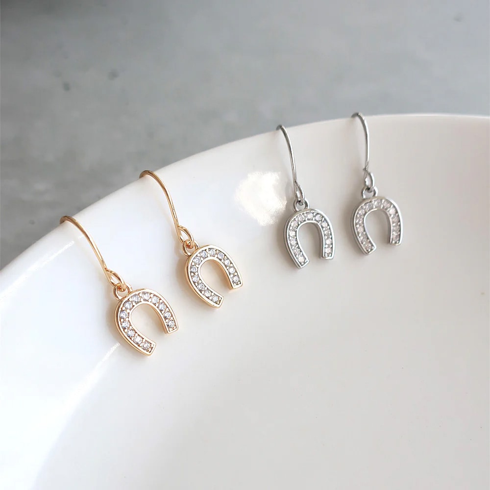 ハンドメイドピアス3053