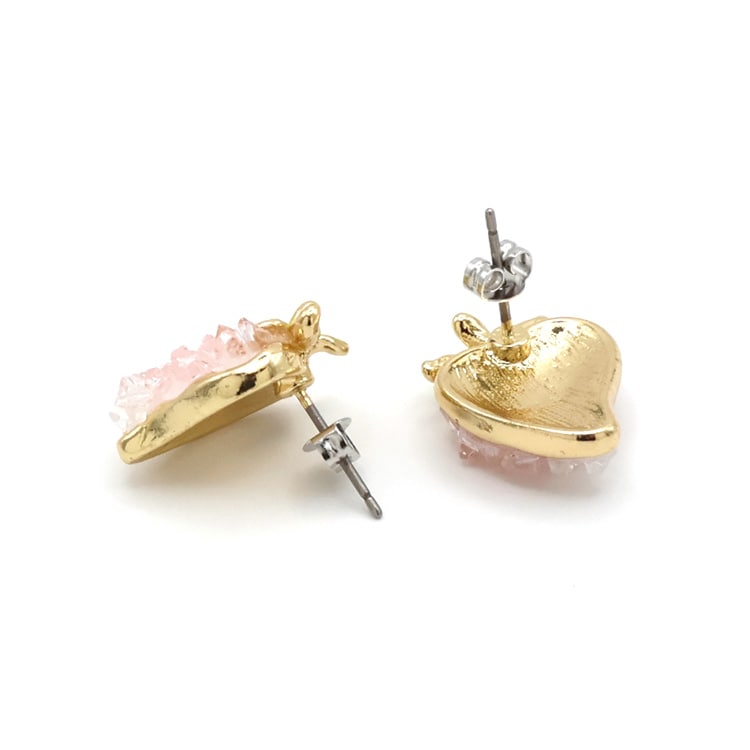 P-1212) いちごチタンピアス | ビーズ・パーツなどのハンドメイド