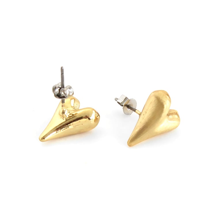 P-1189) マットハートチタンピアス | ビーズ・パーツなどの