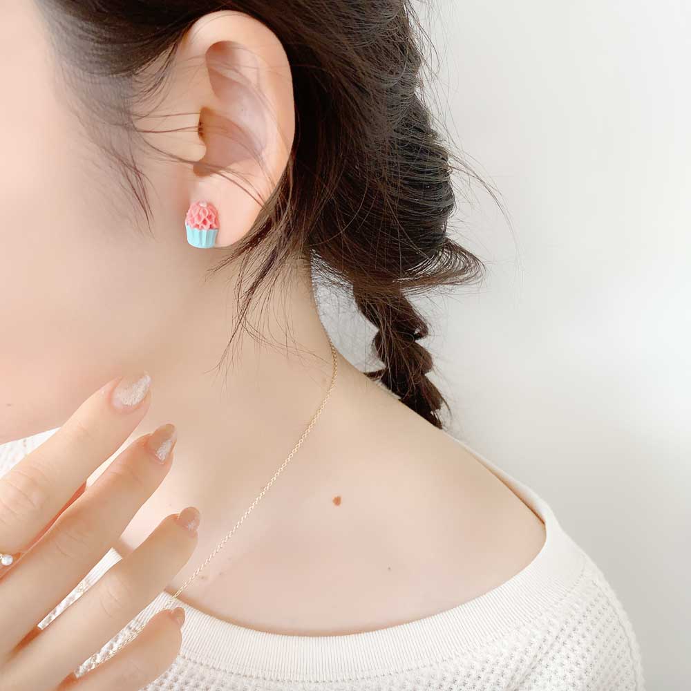 P-772) カップケーキチタンピアス | ビーズ・パーツなどのハンドメイド 