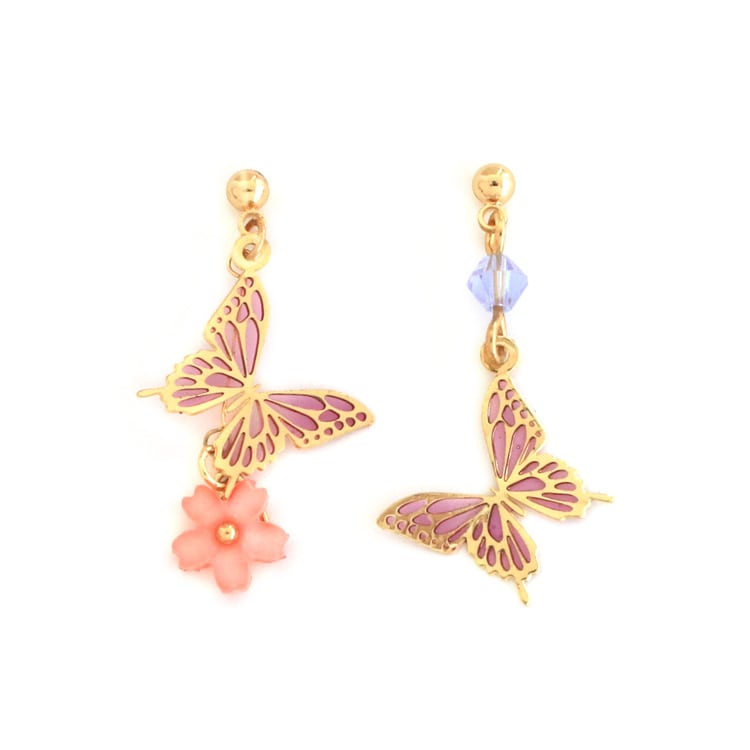 P-1195) バタフライ×桜チタンピアス | ビーズ・パーツなどの