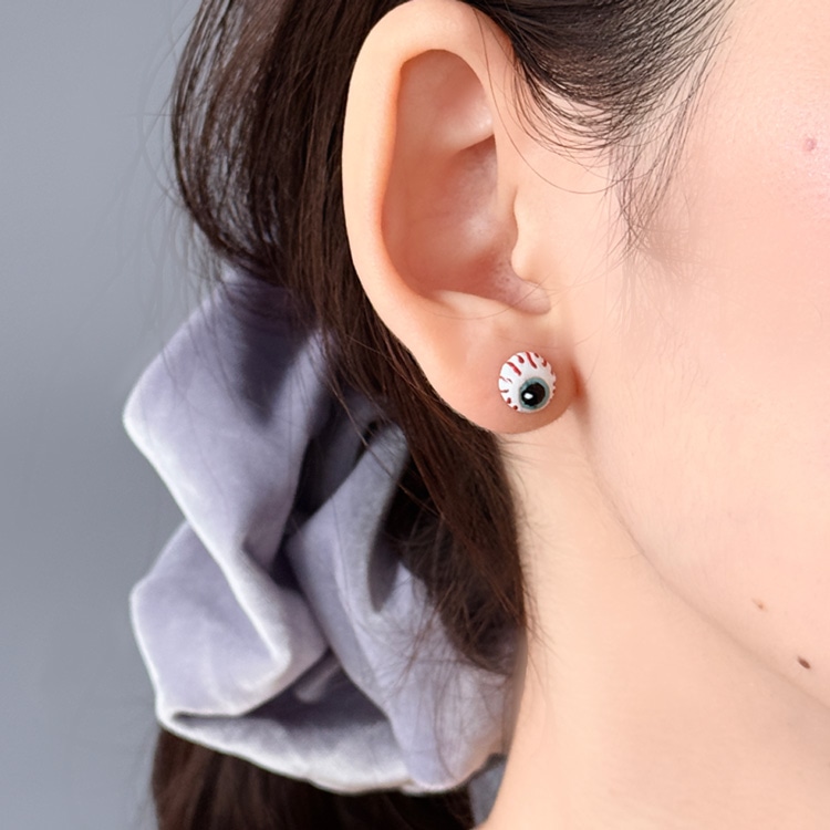 P-1258) ハロウィンモチーフセットチタンピアス / 目玉＆ハンド