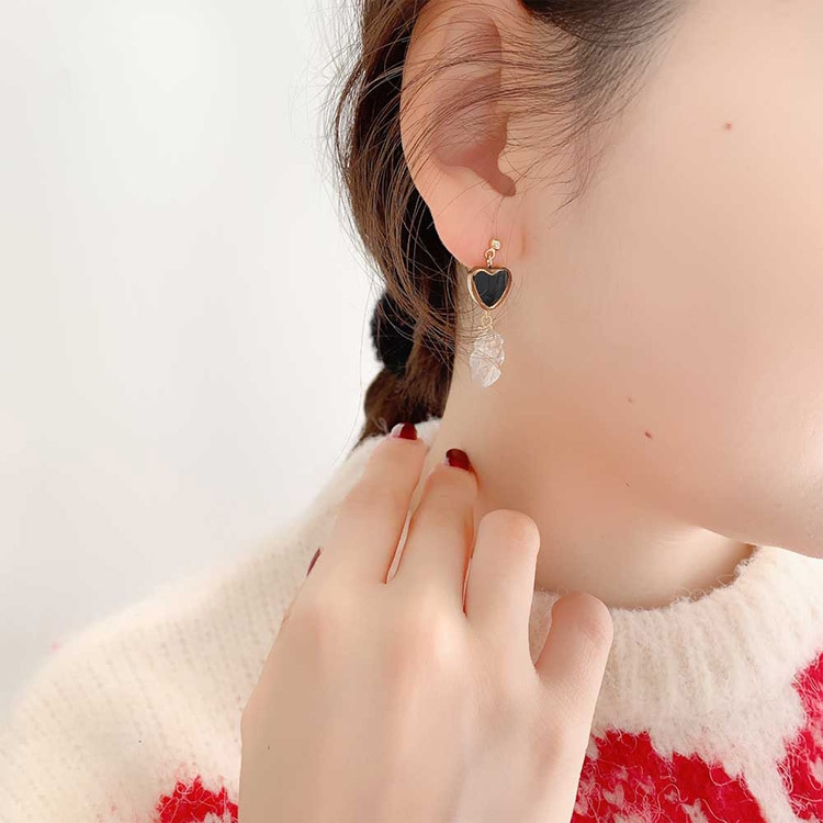 P-774) レトロハートチタンピアス | ビーズ・パーツなどのハンドメイド