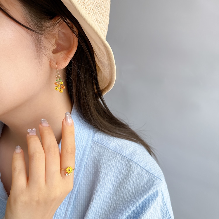 P-1117) ひまわりブーケ×麦わら帽子ピアス | ビーズ・パーツなどの