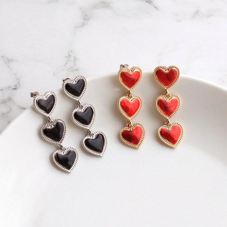 P-1162) 3連ハートチタンピアス | ビーズ・パーツなどのハンドメイド