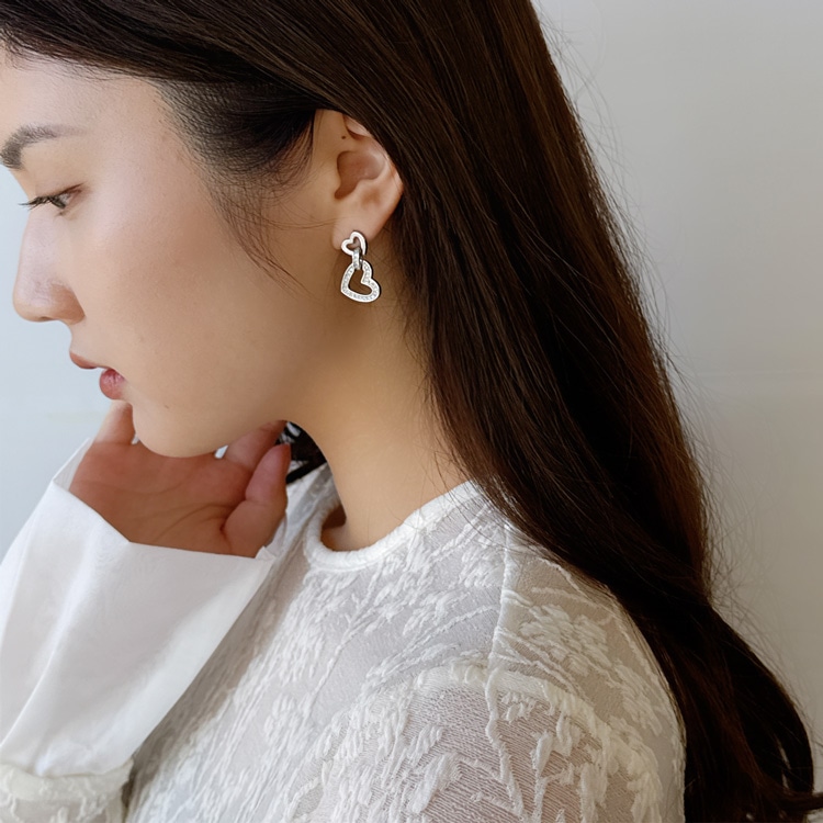 P-1176) オープンハートチタンピアス / キュービックジルコニア