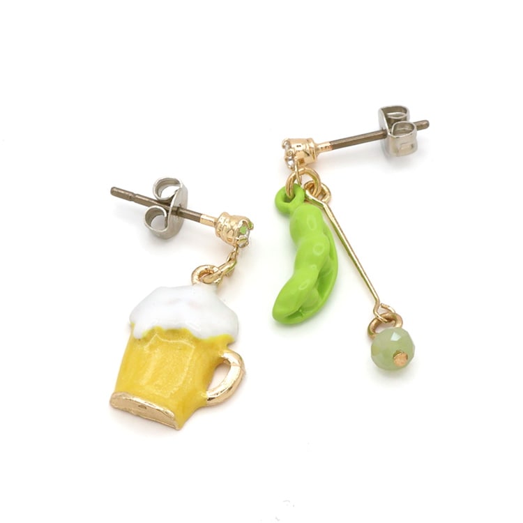 P-1235) ビール＆枝豆チタンピアス | ビーズ・パーツなどの