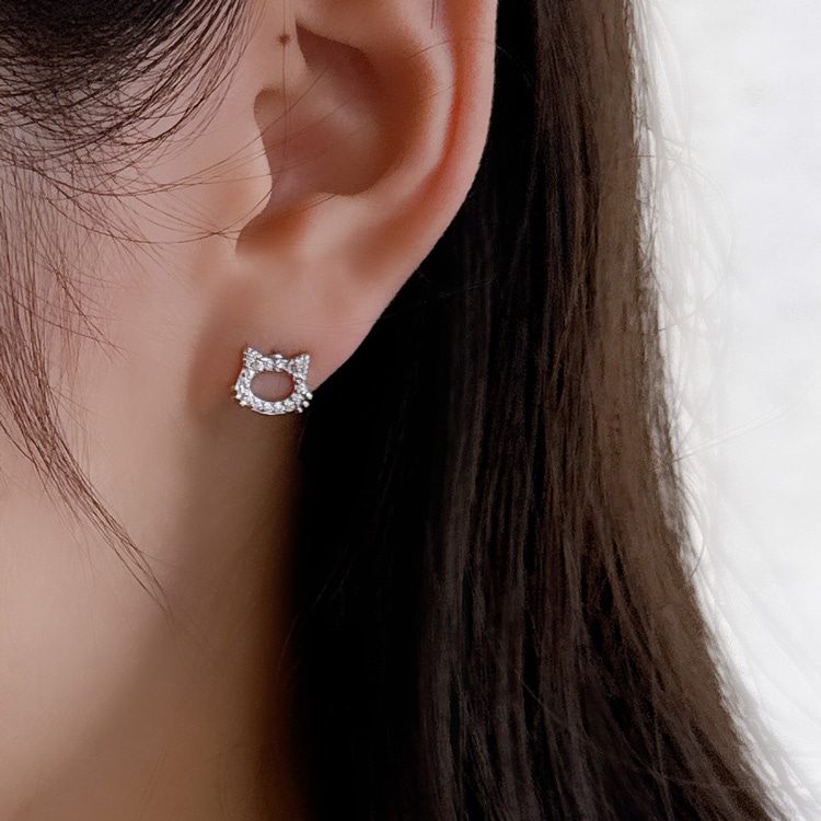 P-1200) ネコ×魚チタンピアス / キュービックジルコニア | ビーズ