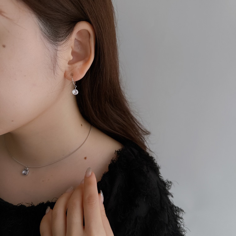 P-1126) 1粒ストーンチタンピアス / キュービックジルコニア | ビーズ