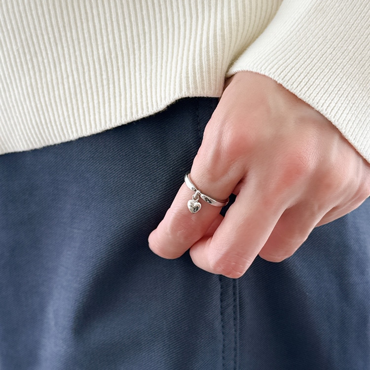 R-522) ハートチャームリング | ビーズ・パーツなどのハンドメイド