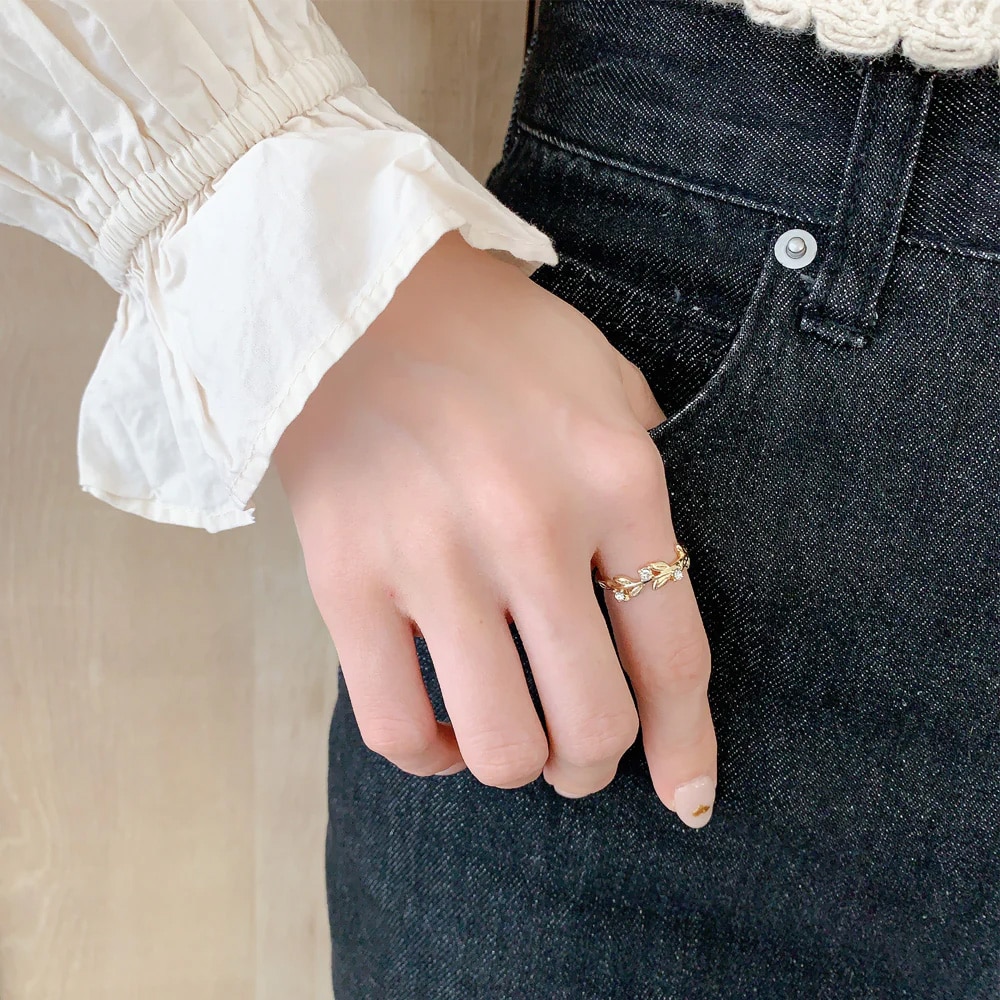 R-442) リーフモチーフリング | ビーズ・パーツなどのハンドメイド