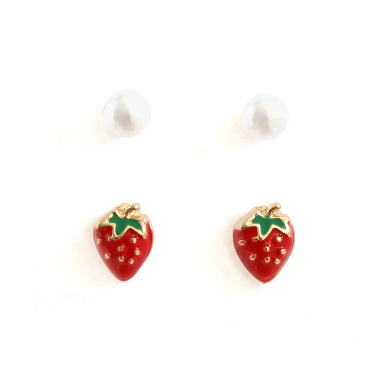 P-1129) いちごセットチタンピアス | ビーズ・パーツなどの