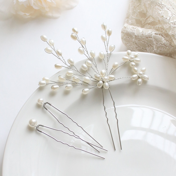 K-185) ヘッドドレス / パールフラワー | ビーズ・パーツなどの