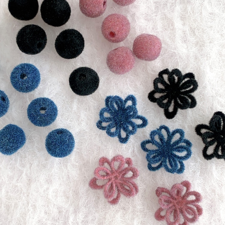 フロッキーフラワー / BU | ビーズ・パーツなどのハンドメイド