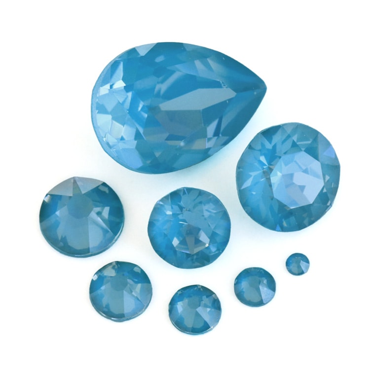 Advanced Crystal #2058 Crystal Teal Ignite, approximately 2mm