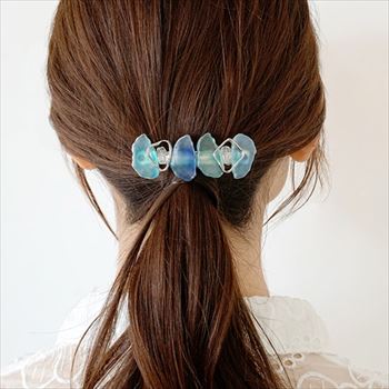 レジンとミラーパウダーで作る フラワーイヤリングとフラワーヘア