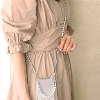 レジンで作る 水面風カボションバレッタ | ビーズ・パーツなどの